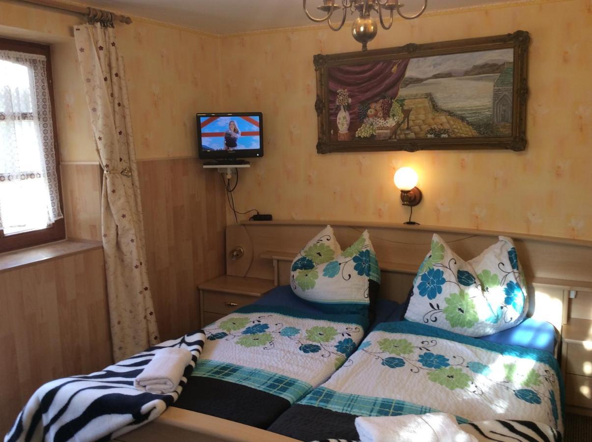 Ilona Kis Kastely Panzio Hotel Keszthely Ngoại thất bức ảnh