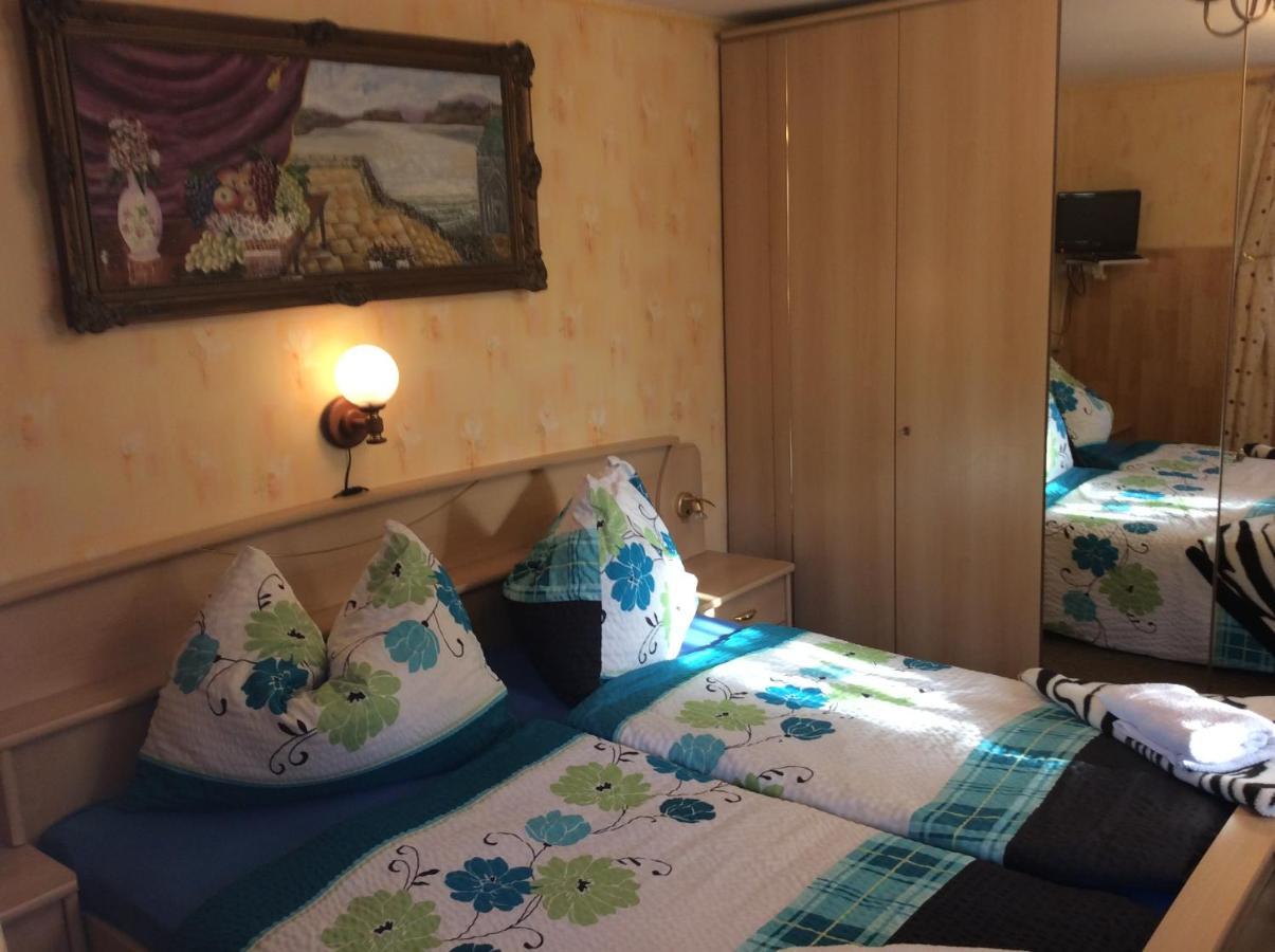 Ilona Kis Kastely Panzio Hotel Keszthely Ngoại thất bức ảnh