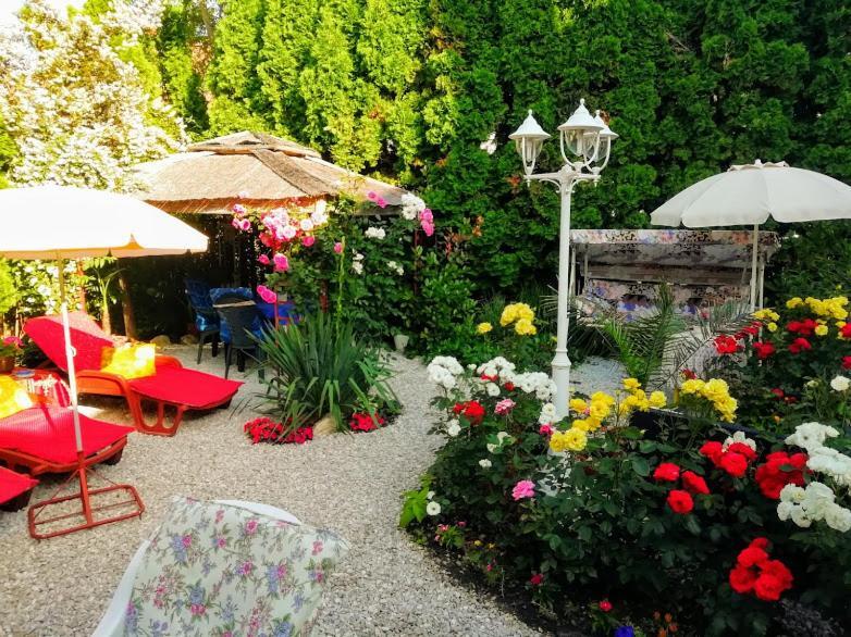 Ilona Kis Kastely Panzio Hotel Keszthely Ngoại thất bức ảnh